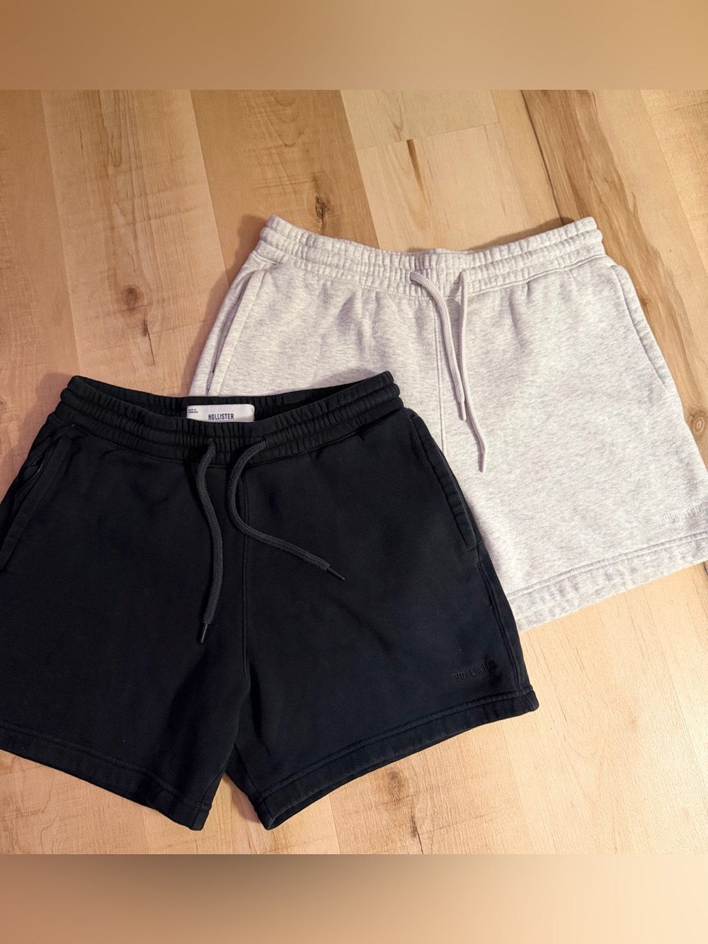 Hollister Women’s Sweat Shorts BUNDLE - Black & Light Gray